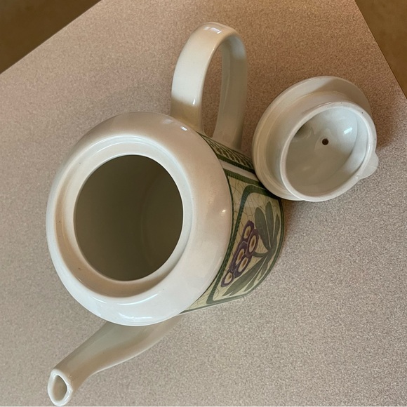 Arthur Wood Floral Teapot African Violets Design - Picture 6 of 11